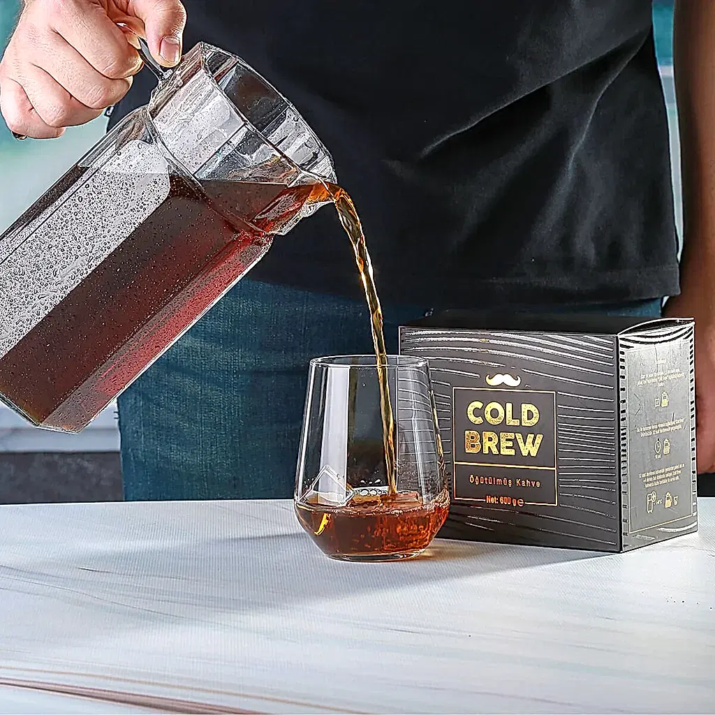 Yaz Aylarının Vazgeçilmezi Cold Brew Evde Kolayca Nasıl Yapılır